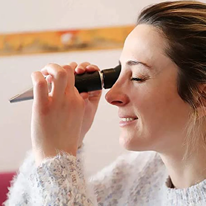 

Sugar Content Digital Display Brix Meter Fruit Sugar Tester Refractometer Sweetness Test Easy to Carry