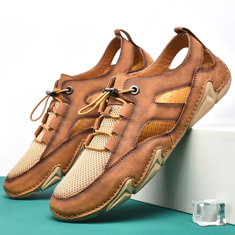 

Designer Men Clog Shoes Casual Flat Men Beach Shoes Large Men Sandals Chaussures Homme Light Men Walking Shoes