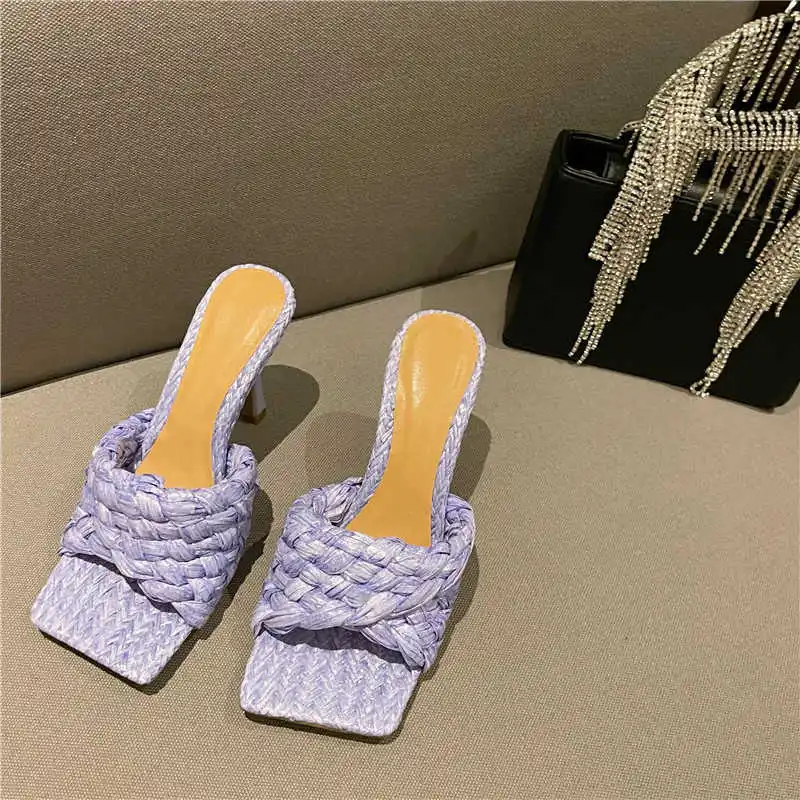 

2021 New Fashion Weave Woman Slippers Summer Outdoor Square Toe Thin High Heels Female Sandals Slip On Slides Shoes
