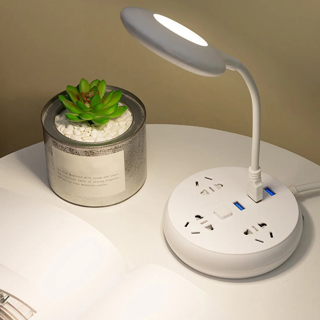 

No Flicker Soft Light USB Table Lamp Socket Freely Foldable Portable LED Light Saving Energy Eye Protection