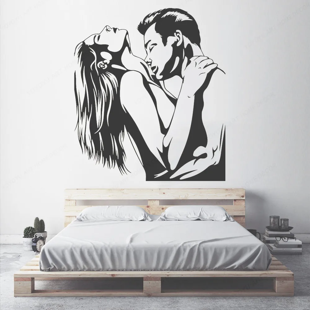 

Loving Couple Love Romantic Art Wall Stickers Bedroom Home Decoration Man Woman Embrace Silhouette RemovableWallStickerDecalHL44