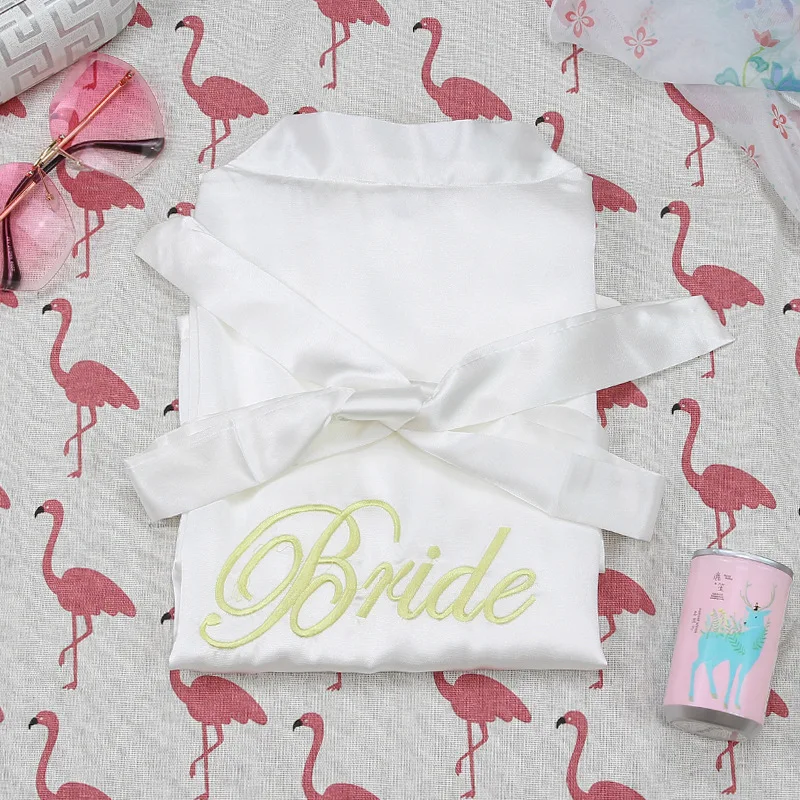 Халат для подружки невесты свадебный макияж халат с вышивкой интимное нижнее