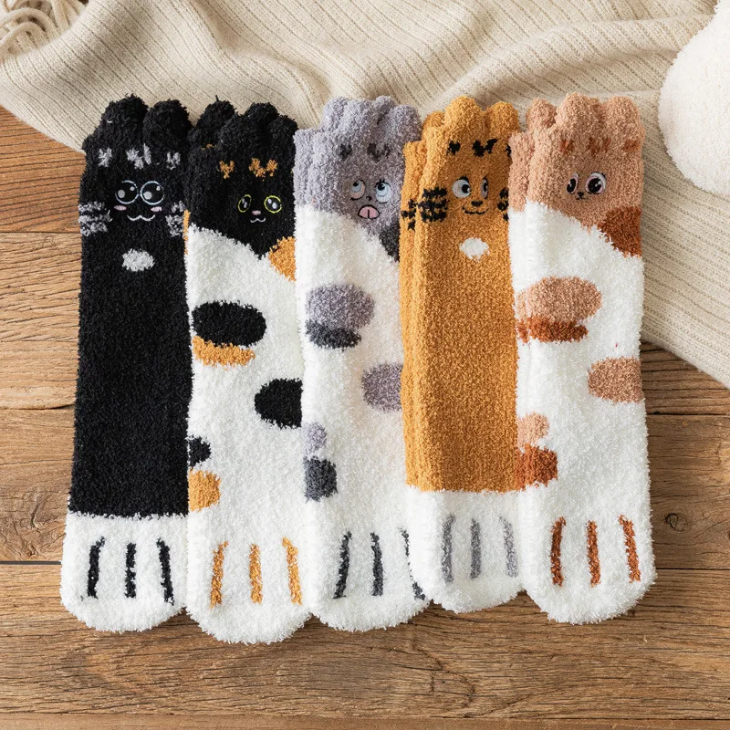 

Women 2021 Korean Version Of All-match One Ear Embroidery Lucky Cat Claw Coral Fleece Sleep Socks Half Fleece Floor Socks