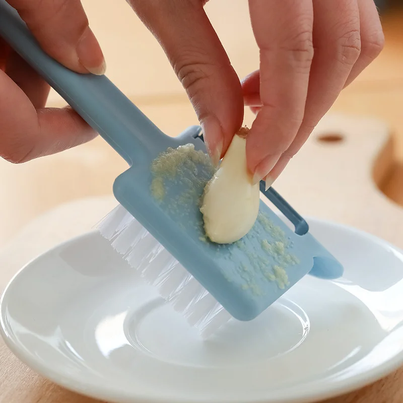 1Pcs Multifunction Fruit Vegetable Cleaning Brush 5 In 1 Peeler Corkscrew Garlic Grinder Potato Oysters Clean Kitchen Tool | Дом и сад