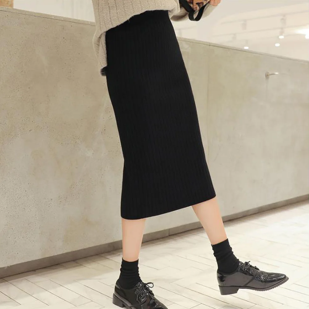 2021 женские офисные юбка Сезон весна осень Пикантные теплые вязаные черные юбки