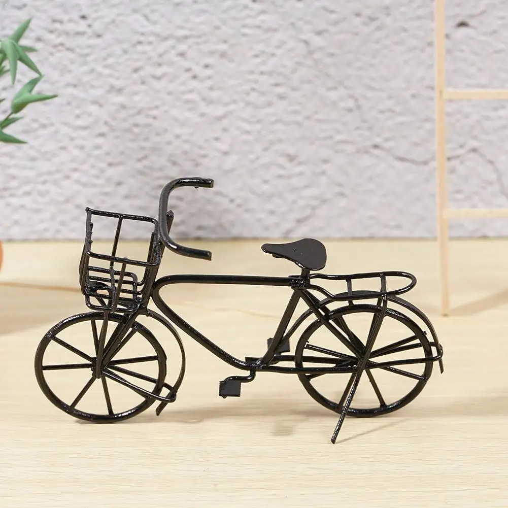 

1:12 Dollhouse Mini Simulation Model Black Metal Ladies Garden Outdoor Furniture Toys Decoration Kids Bicycle Gift Basket W M8T2