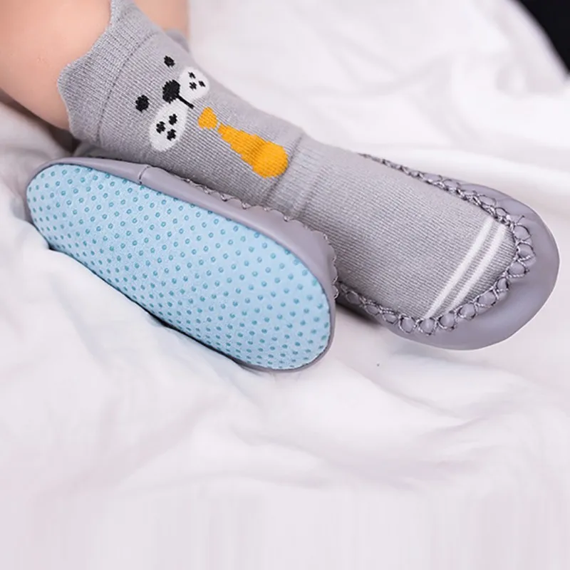 Милые носки для малышей хлопковые с рисунком медведя из мультфильма теплые