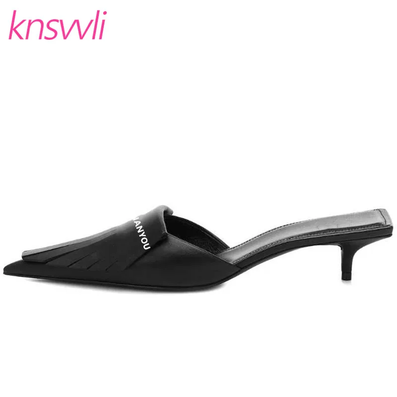 Новинка женские шлепанцы с острым носком летние туфли на низком каблуке черные