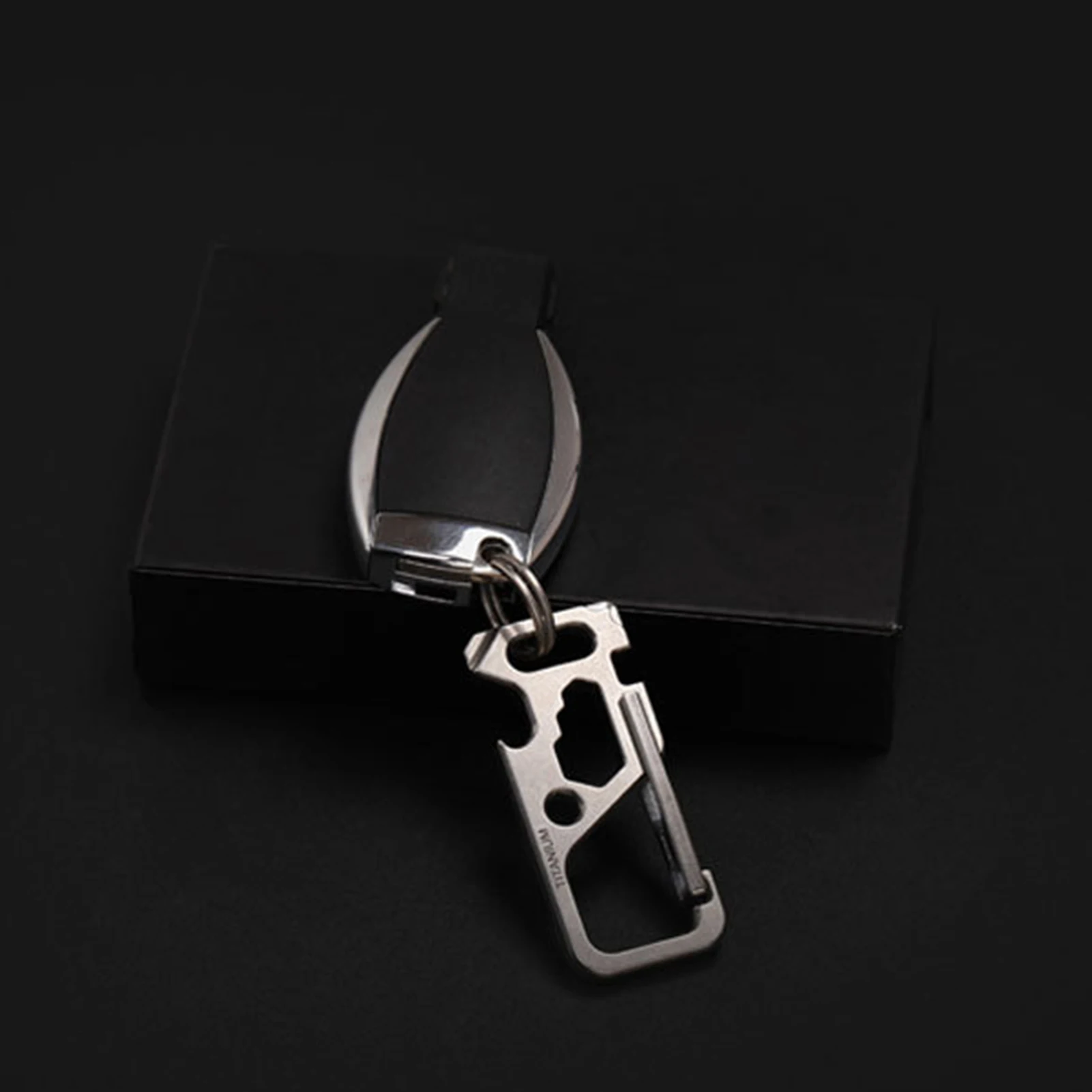 

Bottle Opener Keychain Multifunctional Hanging Buckle Outdoor Tools