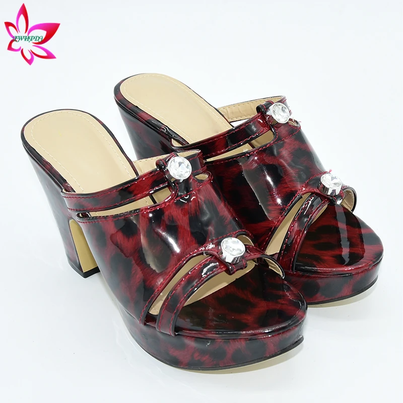 

Новейший дизайн в африканском стиле; Высококачественная Женская обувь в нигерийском стиле без сумки; Подходящая Сумочка для рождественско...