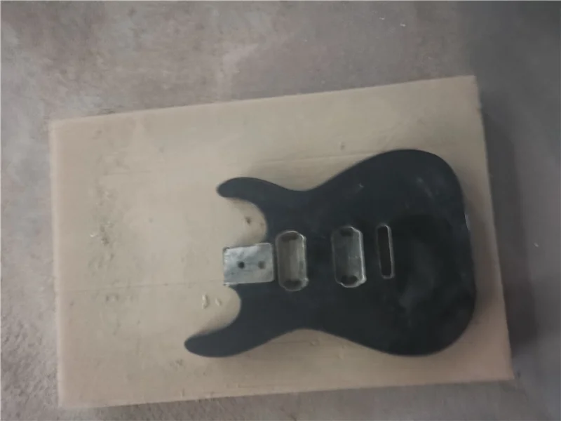 

Afanti Music DIY guitar DIY Electric guitar body (MW-367)