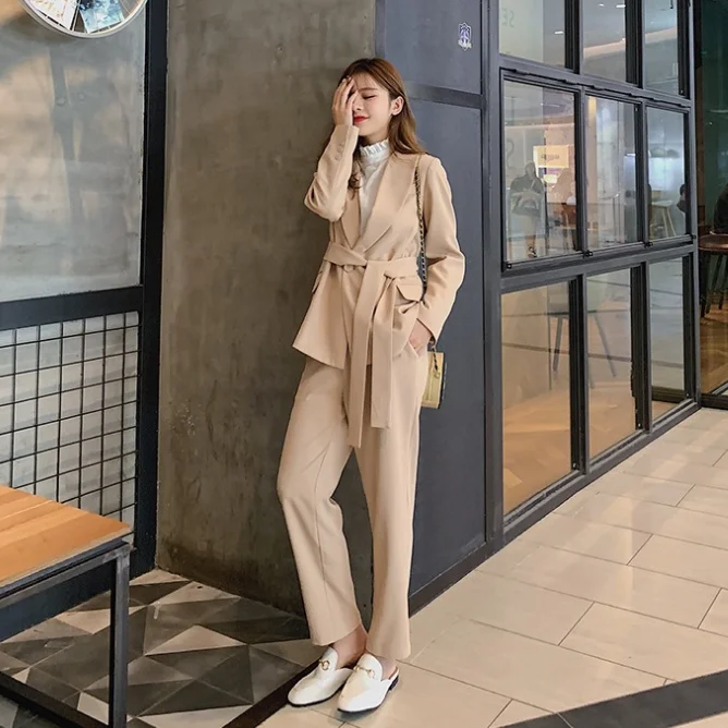 Женский брючный костюм на шнуровке офисный пиджак с отложным воротником и брюки