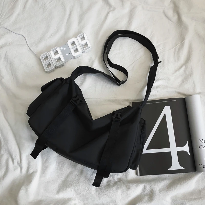 

Casual fashion travel backpack men's nylon cloth waterproof large-capacity college student computer bag female