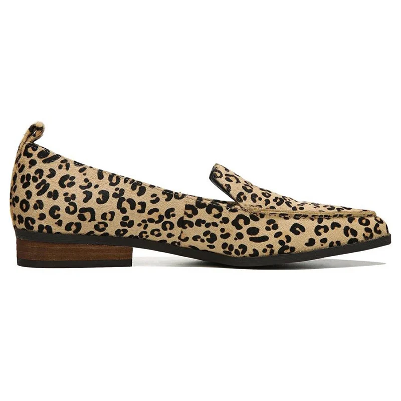 Леопардовые туфли коричневые с животным принтом без застежек острым носком