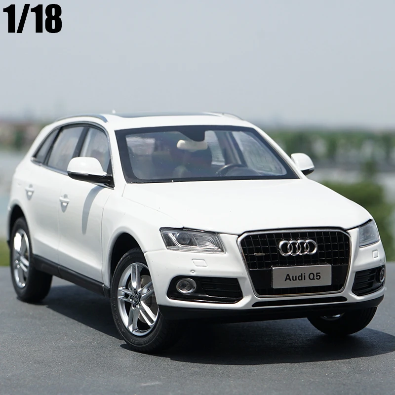 1:18 AUDI Q5 SUV литой автомобиль из сплава игрушки для детей рождественские подарки