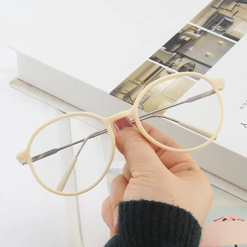 

2021 New Fashion Round Anti-Blue Woman Eyeglasses Men Classic Retro Eye Glasses Trend Brand Design Computer Eyewear Frame