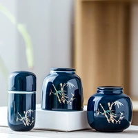2022 new creative small ceramic pet urn portable mini sealed jar cat and dog bird cremation jar pet souvenir ashes jar
