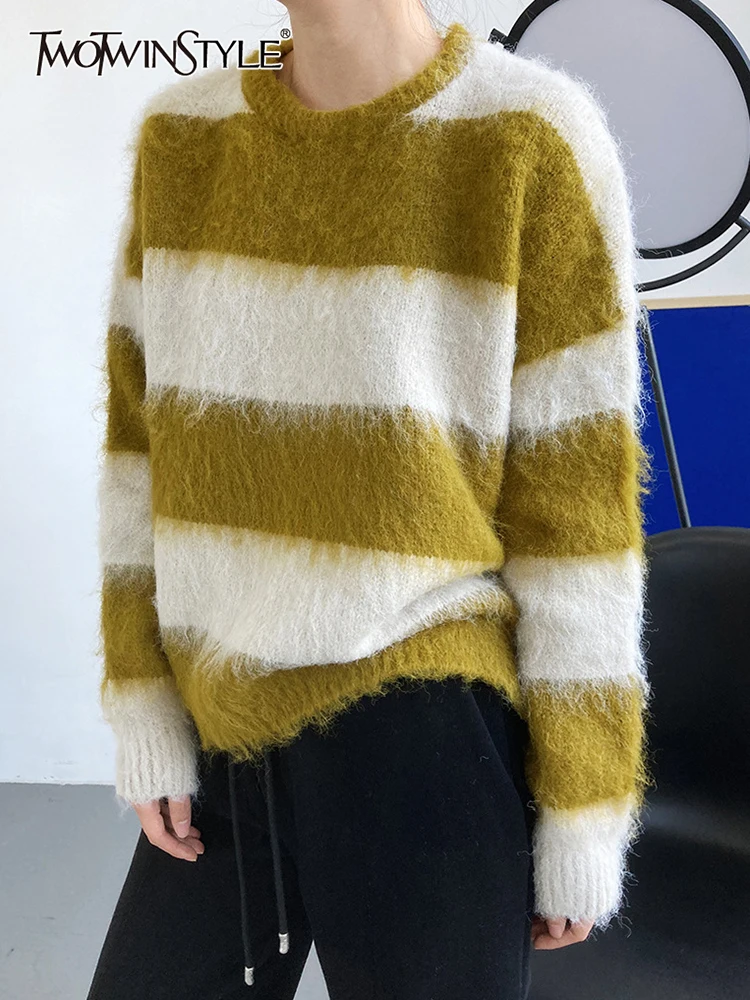 

Женский полосатый вязаный свитер TWOTWINSTYLE, осенний, черный, белый, Свободный пуловер с круглым вырезом и длинными рукавами, 2021