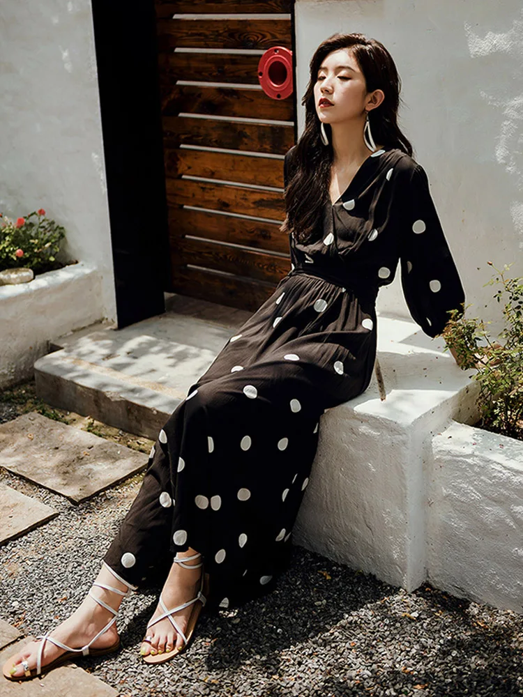 

Holiday style women's Beach skirt long sleeve women's polka dot dress seaside holiday dress summer slim beach skirt