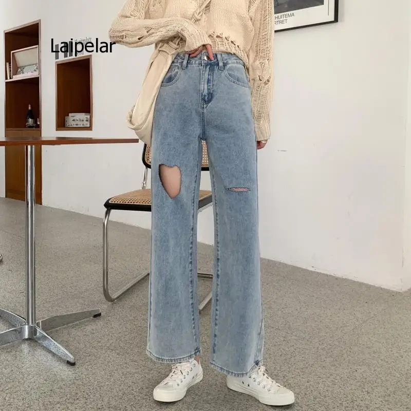 

2021 Design Love Hole Straight Jeans High Waist Loose Wide Leg Coo for E-Grils Pants