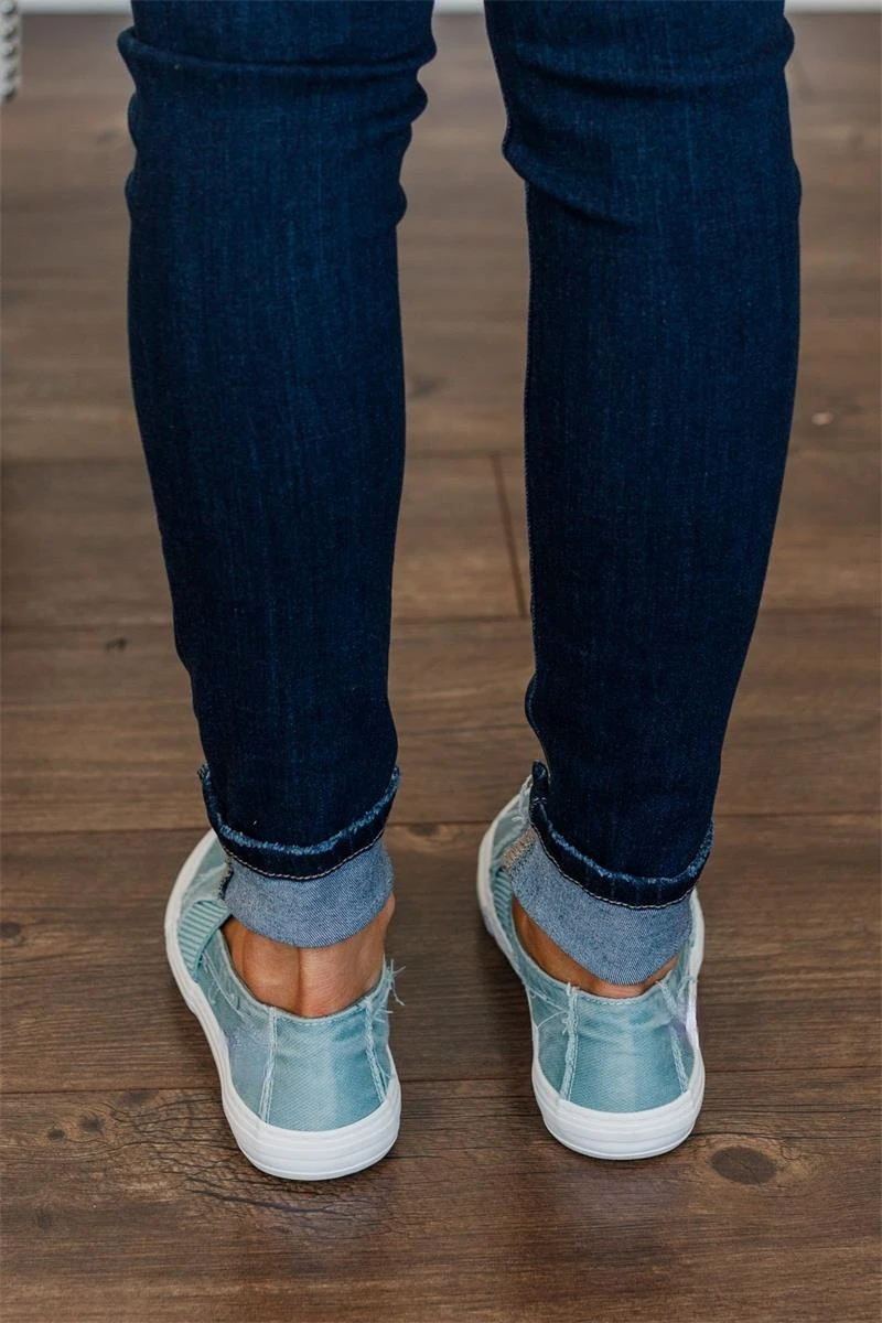 

Women's Fashion Simple Canvas Flat Heel Non-slip Comfortable Classic Fashion Trend Loafers Casual Sports Travel Shoes 7KG043