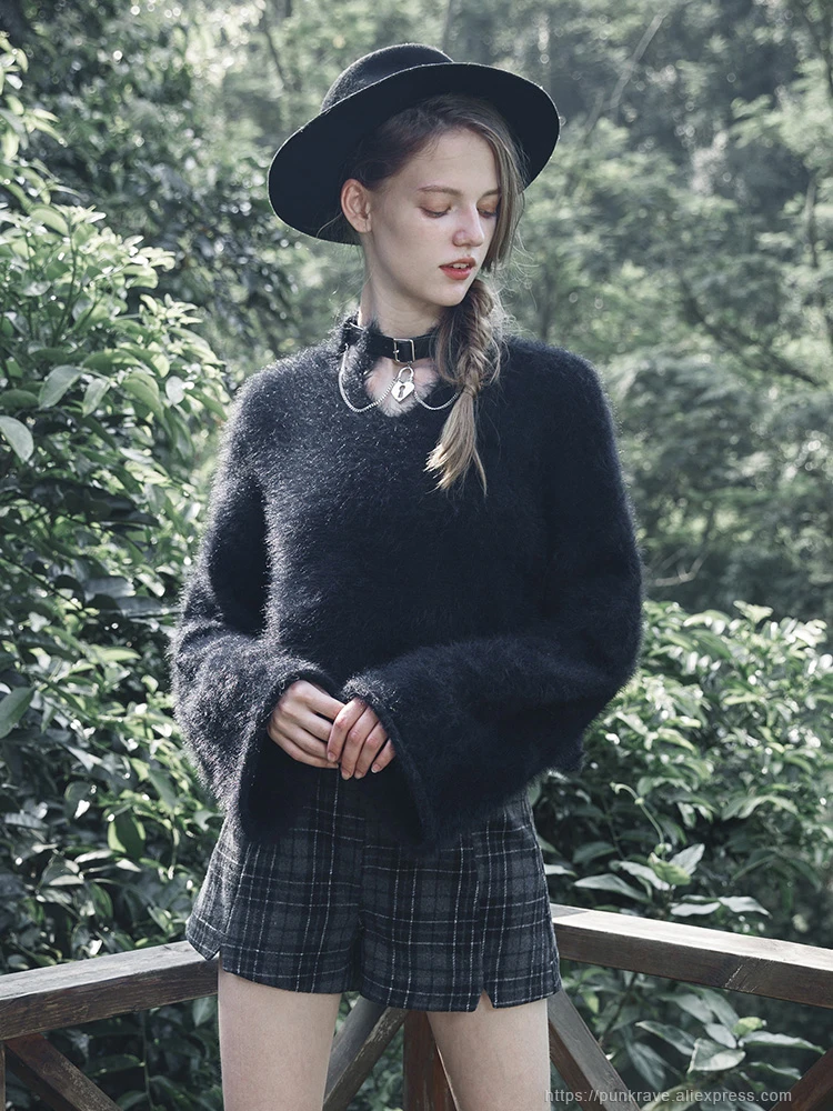 PUNK RAVE Girl's Flare Sleeved Fluffy Sweaters with Detachable Choker Winter Keep Warm Black White Women Sweater | Женская одежда