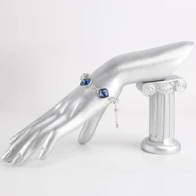 Hot Sale Mannequins Hand Stand Jewelry Display Realistic Holder Mannequin Hand For Ring Bracelet Key Hanging Jewelry Organizer