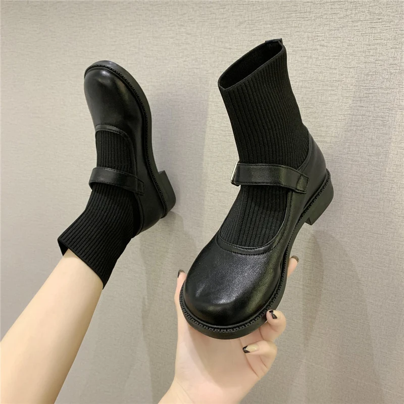 Модные женские ботинки на плоской подошве из лакированной кожи Сезон Зима