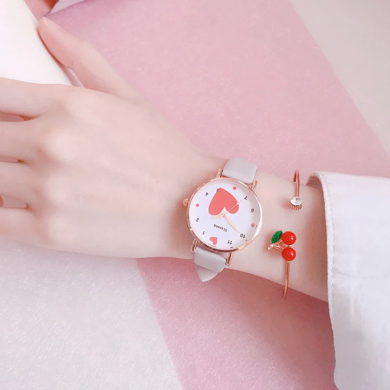 Простые часы Love популярные для девочек с кожаным ремешком милый детский браслет