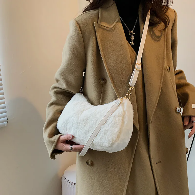 

New Plush Women Shoulder Bag 2021 Winter Faux Fur Mini Underarm Bags All-match Luxury Designer Handbag Fluffy Solid Female Bag