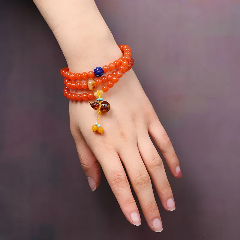 Браслет женский эластичный трехслойный из агата с бусинами и драгоценными