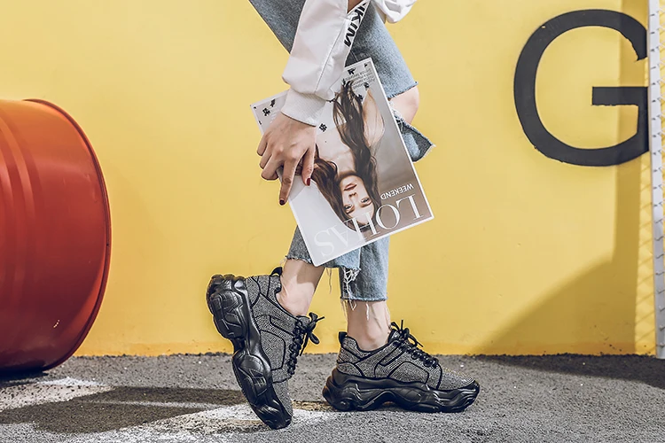 Обувь со стразами; женские кроссовки на платформе; бренд; zapatos de mujer; женские кроссовки на толстой подошве с кристаллами; шикарные кроссовки