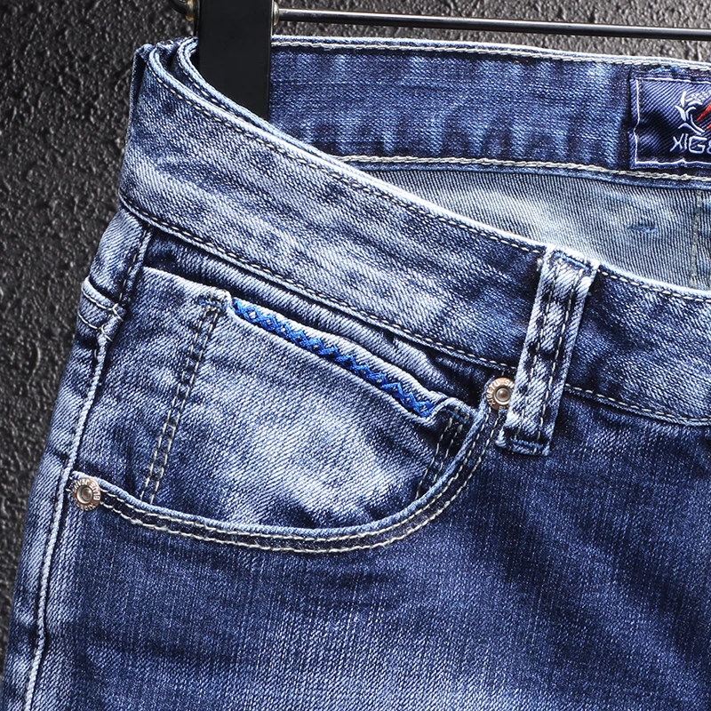 Italian Style Fashion Men Jeans High Quality Retro Blue Slim Fit Ripped Jeans Men Frayed Hole Splashed Designer Denim Pants