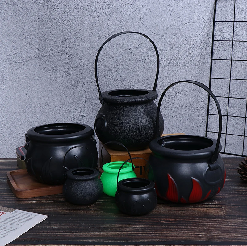 

Hot Halloween Candy Pot Halloween Cauldron Novelty Halloween Bucket Ornament Skull Witch Toy 1PC