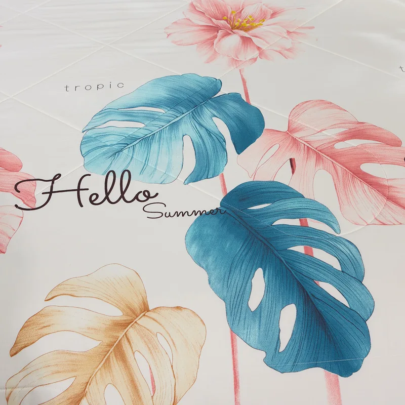 

Natural latex summer quilt cool quilt air conditioning quilt single and double quilt latex filled quilted 150x220 cm white