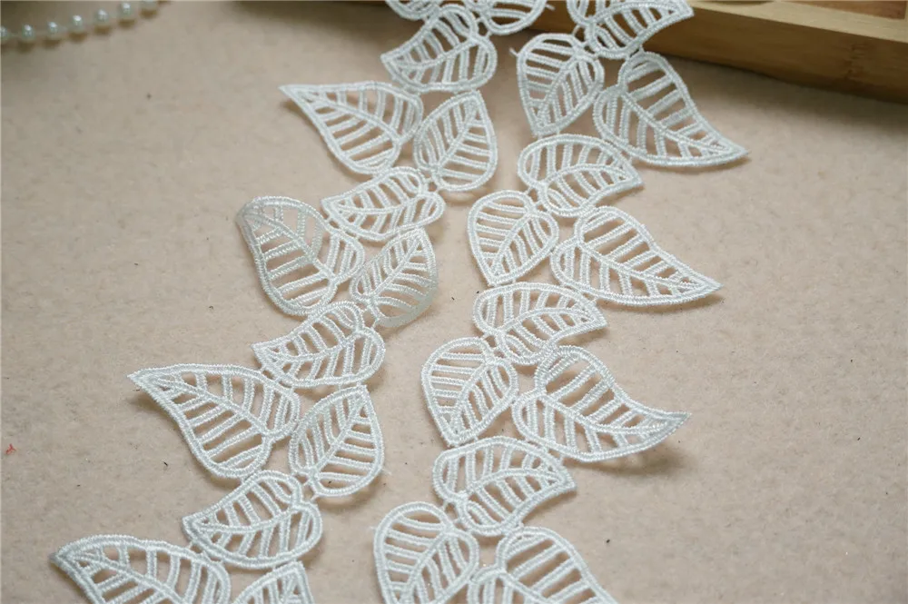 4 Ярда белая Венецианская кружевная лента с вышитыми листьями для рукоделия