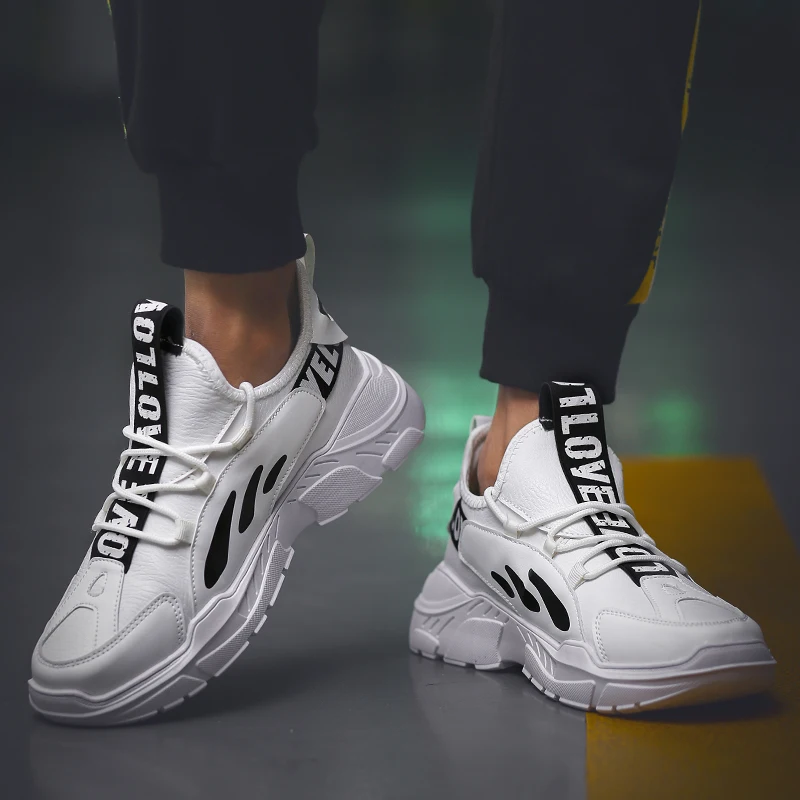 Мужские кроссовки Bjakin красно белые нескользящие спортивные дышащие из