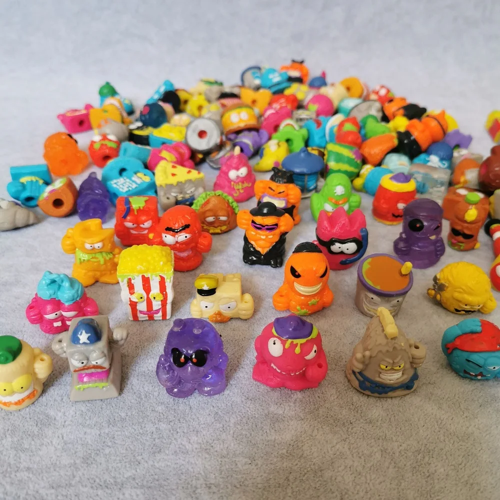 20 штук оригинальный Superzings Zomlings фигурки Куклы 3 см супер Zings сбора мусора модели