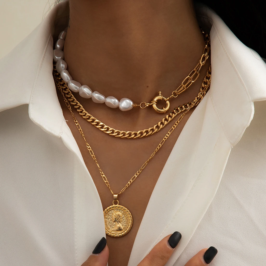 

3Pcs Baroque Pearl Lock Choker Necklace for Women Layered Cuban Chains Gothic Coin Pedant Men Necklace Set Jewelry Gift Collar