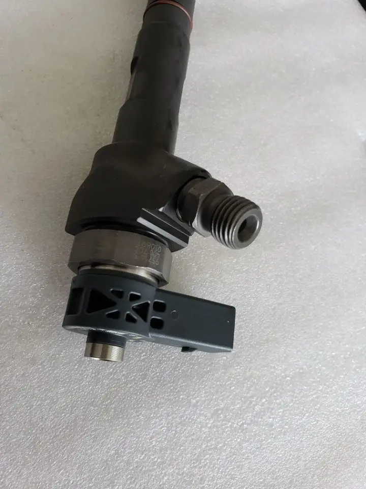 

diesel engine parts fuel injector 0445110369