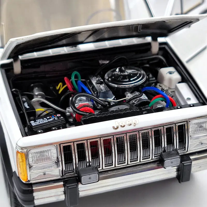 1/18 для J ep XJ Cherokee SUV 4x4 белый литьё под давлением модельных лимитированная