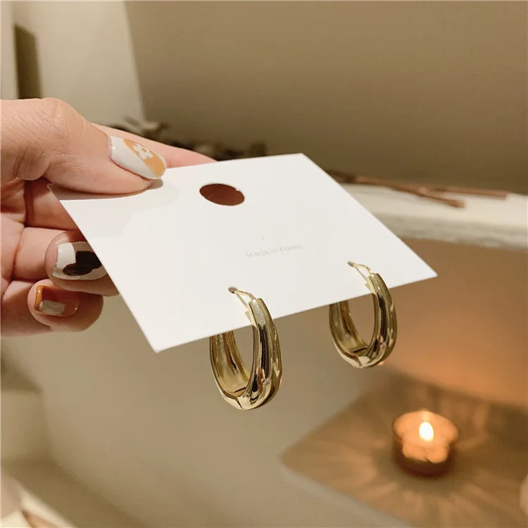 

New Classic Ladies Earrings Alloy Smooth Metal Drop Earrings Female Fashion Korean Jewelry Temperament Girls Daily Wear Earrings