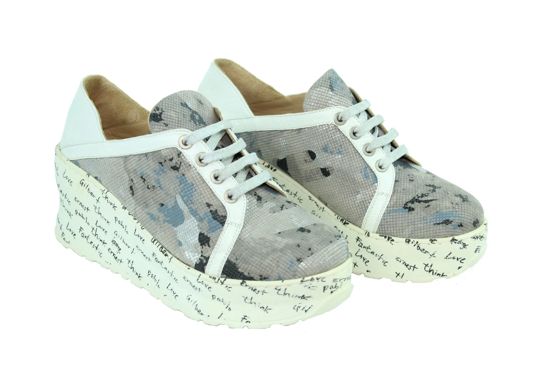 

Серая спортивная обувь Zer Shoes смешанного цвета