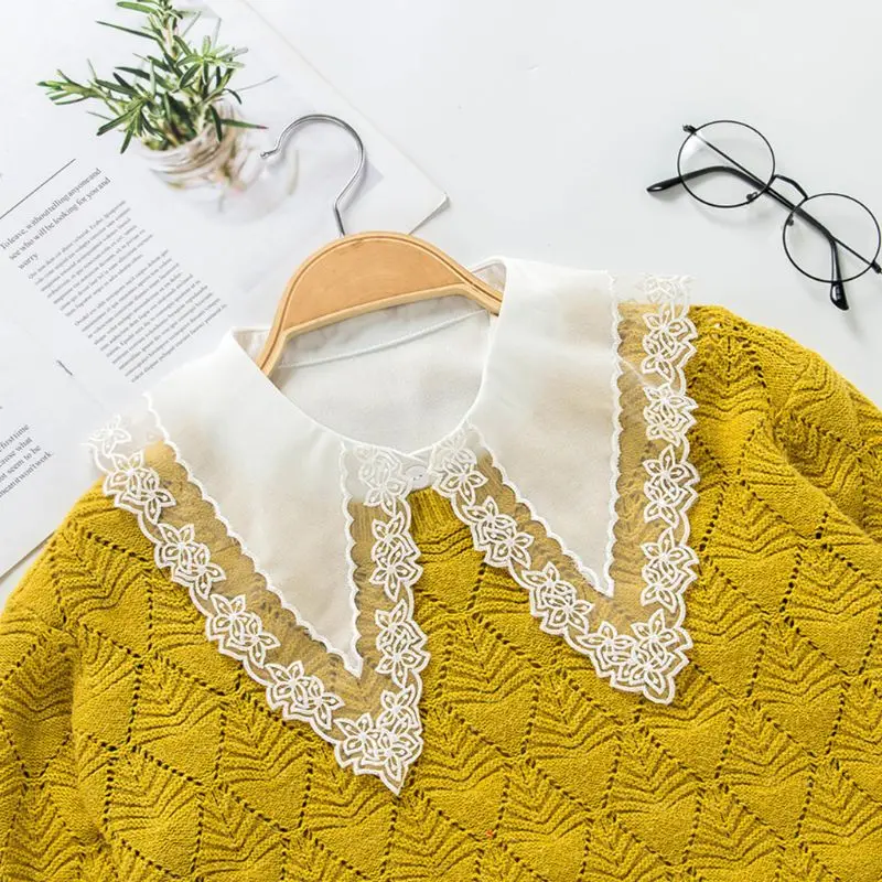 

Ladies Large Pointed Lapel False Fake Collar Embroidery Sheer Floral Lace Splicing Women Detachable Decorative Half Shirt