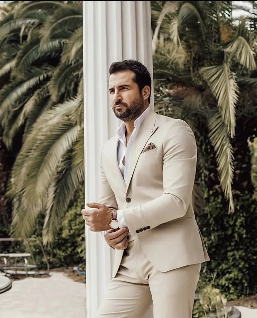 

2021 Summer Casual Beige Men Suit With Pant Best man Peaked Lapel Groom Tuxedo For Men Wedding Formal Prom Suit Best Man Blazer