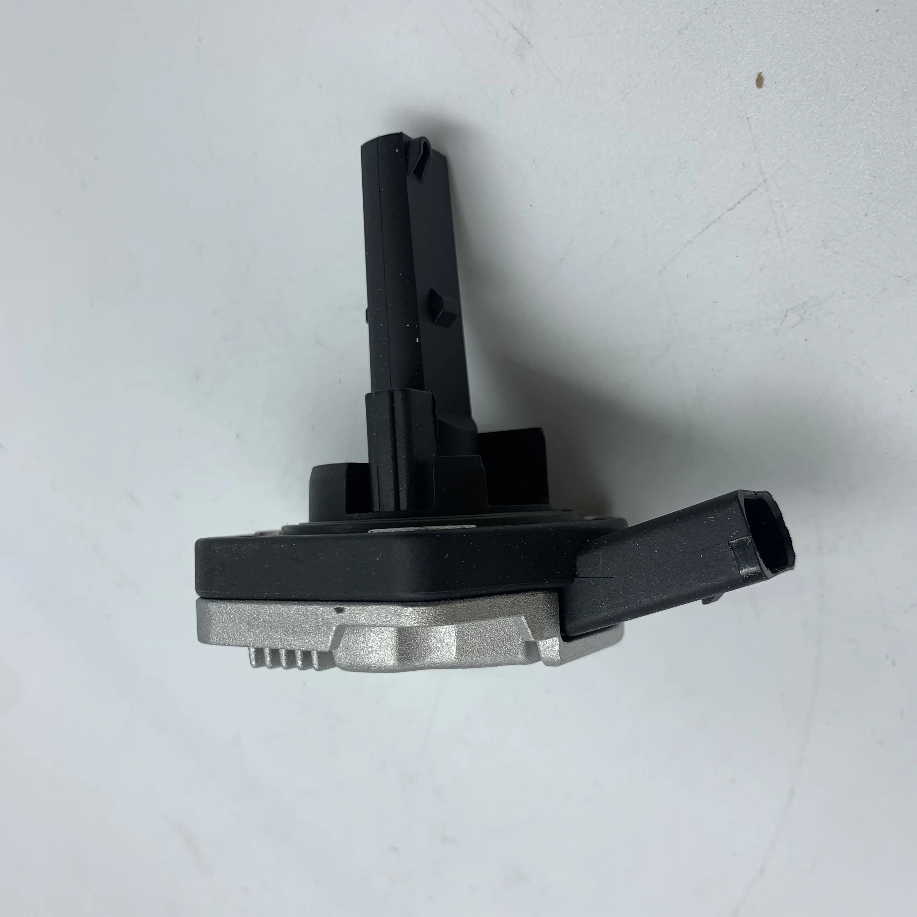 

Oil Level Sensor For SKODA OCTAVIA FABIA SUPERB SEAT 6PR 008 079