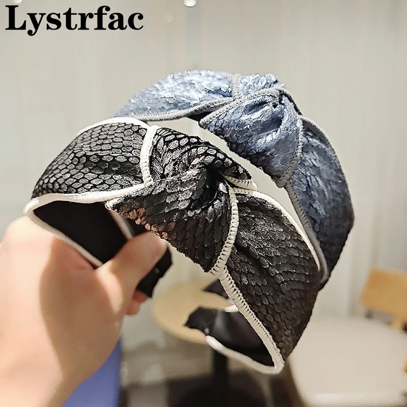 

Lystrfac Velvet Scale Knot Hairband for Women Girls Autumn Winter Wild Ladies Headband Simple Daily Hair Accessories