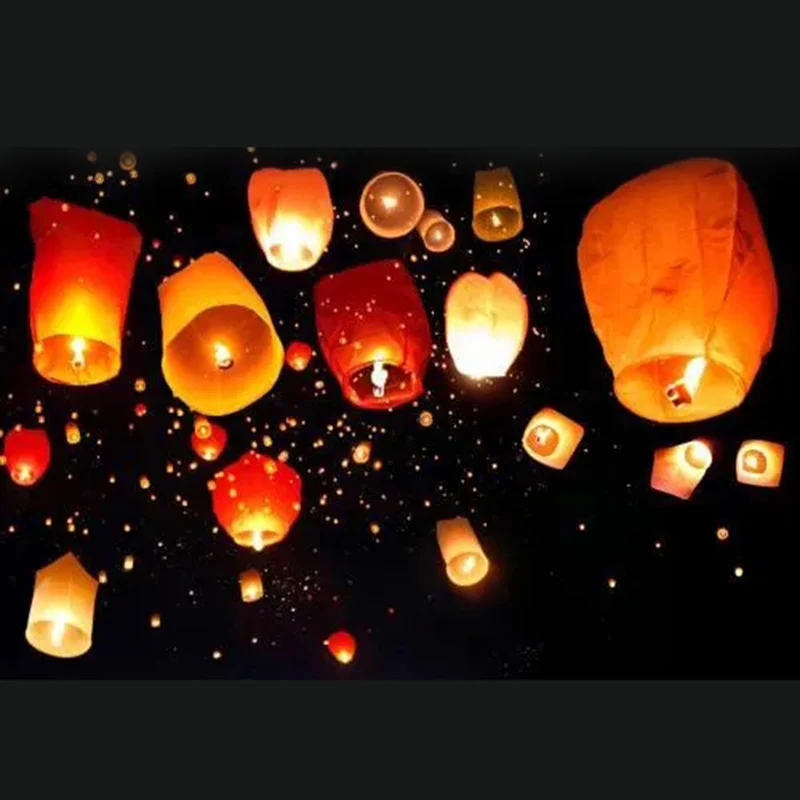 

Chinese Paper Sky Flying Wishing Lanterns Fly Lamps Light Party Wedding Decor