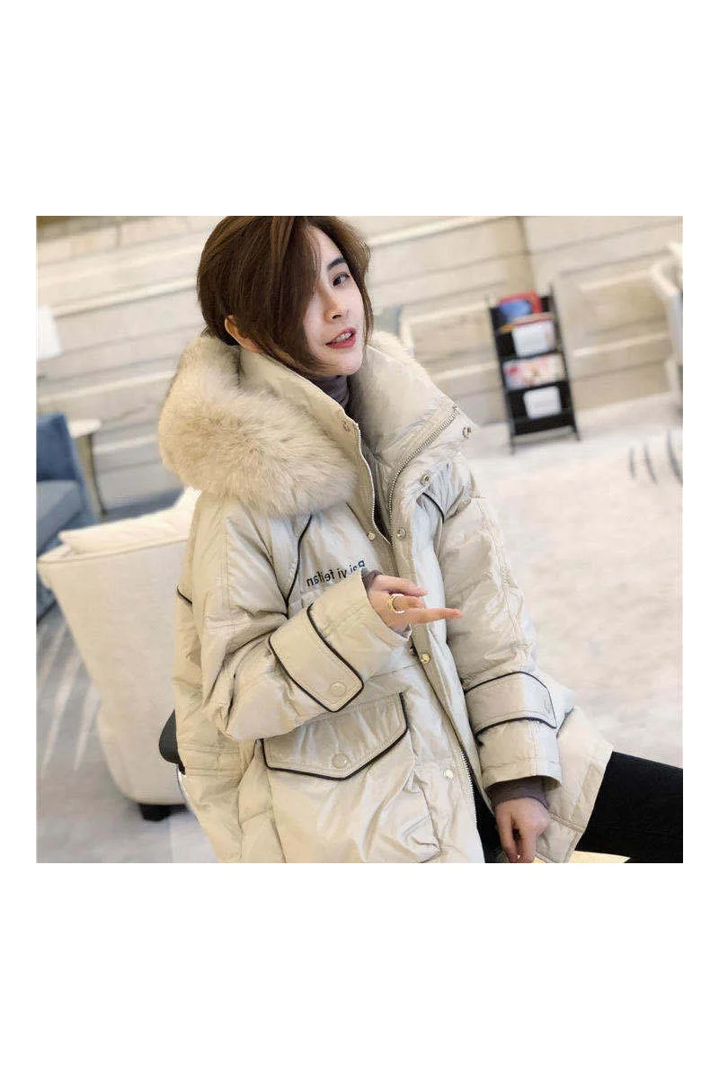 

White fox fur heavy hair brought down jacket female type cocoon coat bread served brief paragraph 2020 new autumn and winter