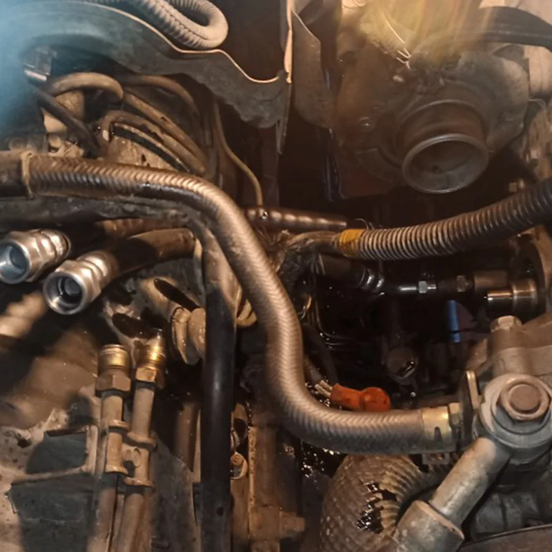 Шланг для возврата подачи масляного радиатора двигателя Mitsubishi CHALLENGER PAJERO MONTERO SPORT